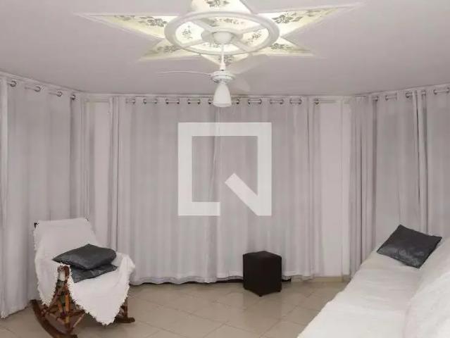 Casa / Sobrado para Locação em São Paulo/SP Vila Princesa Isabel 5 Quartos