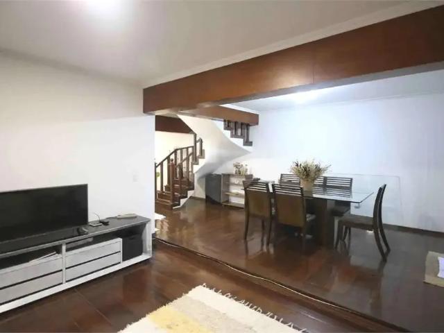 Casa / Sobrado para Locação em São Paulo/SP Vila Prudente 4 Quartos