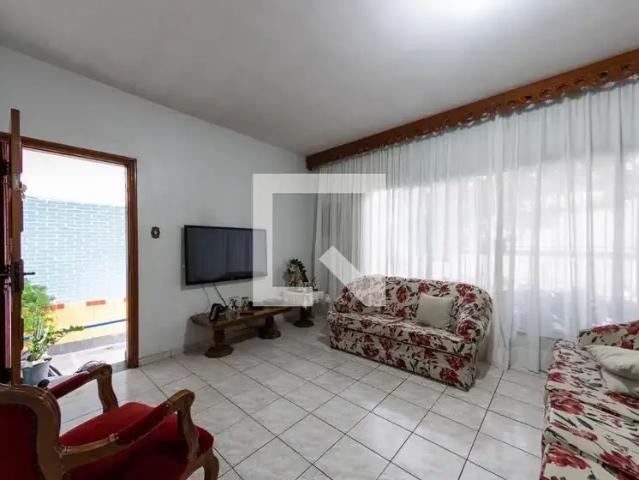 Casa / Sobrado para Locação em São Paulo/SP Vila Prudente 4 Quartos