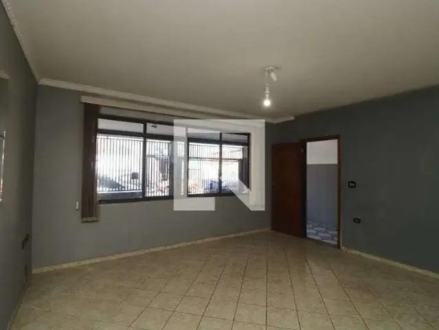 Casa / Sobrado para Locação em São Paulo/SP Vila Prudente 5 Quartos