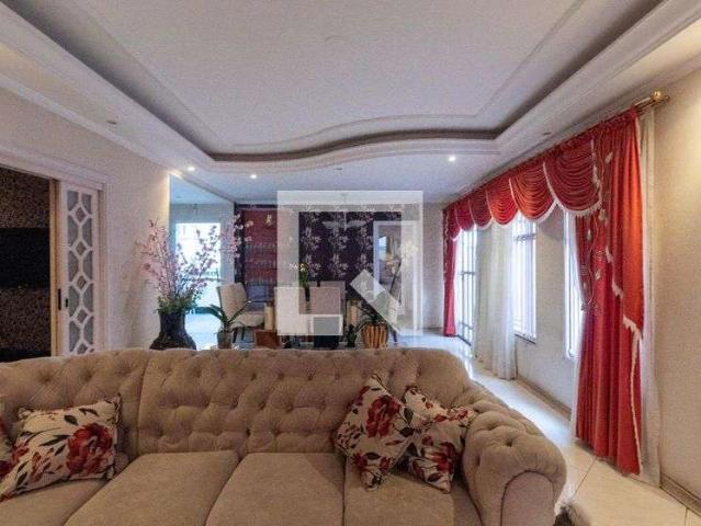 Casa / Sobrado para Locação em São Paulo/SP Vila Ré 4 Quartos