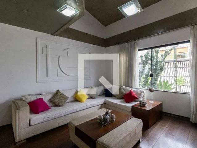 Casa / Sobrado para Locação em São Paulo/SP Vila Ré 3 Quartos