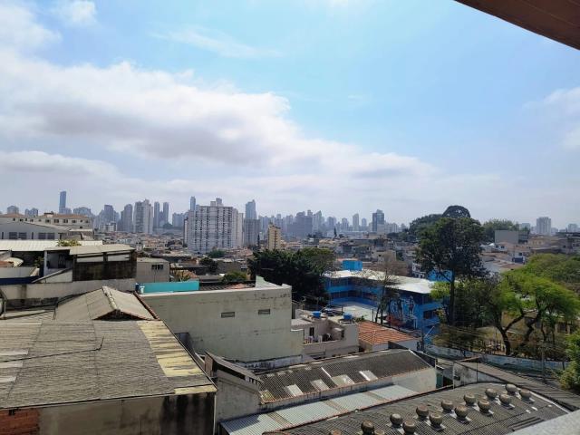 Casa / Sobrado para Locação em São Paulo/SP Vila Regente Feijó 3 Quartos