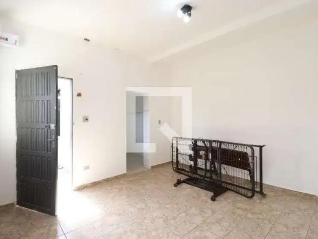 Casa / Sobrado para Locação em São Paulo/SP Vila Romana 1 Quartos