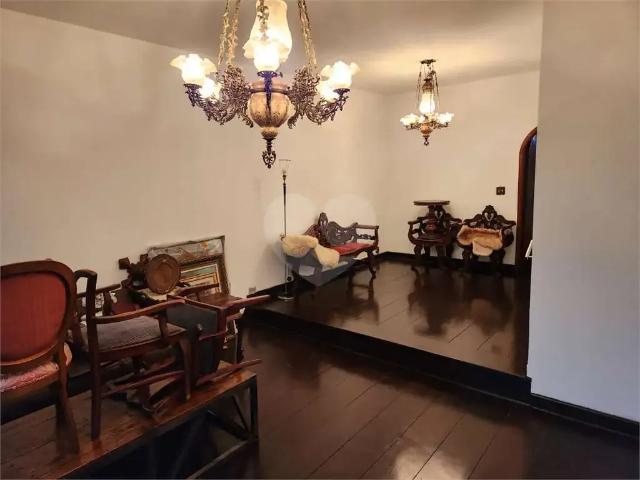 Casa / Sobrado para Locação em São Paulo/SP Vila Romana 5 Quartos