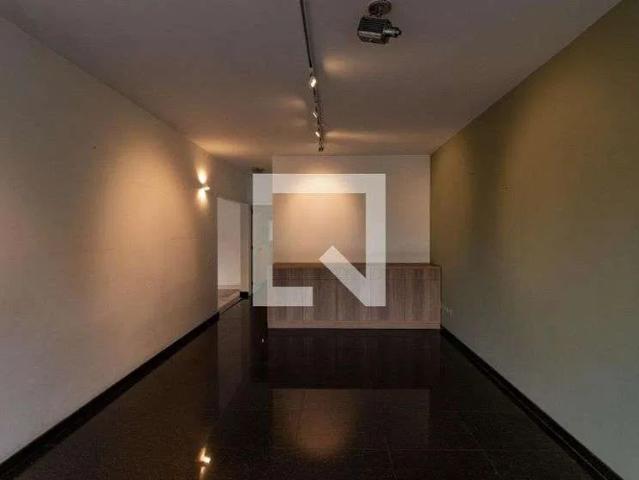 Casa / Sobrado para Locação em São Paulo/SP Vila Romana 5 Quartos