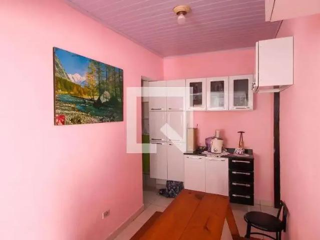 Casa / Sobrado para Locação em São Paulo/SP Vila Santa Clara 1 Quartos