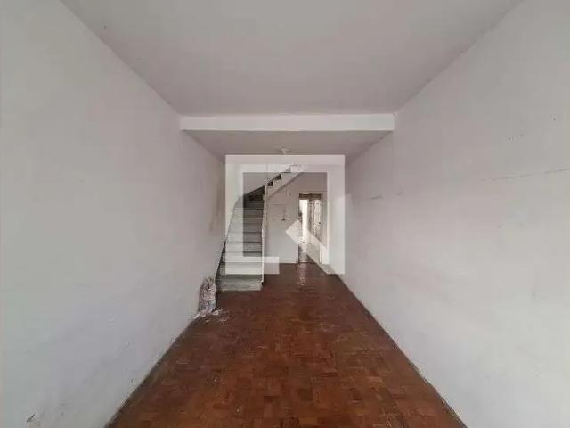 Casa / Sobrado para Locação em São Paulo/SP Vila Santa Maria 2 Quartos