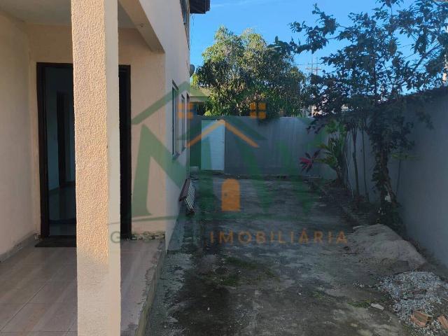 Casa / Sobrado para Locação em São Pedro da Aldeia/RJ Nova São Pedro 2 Quartos