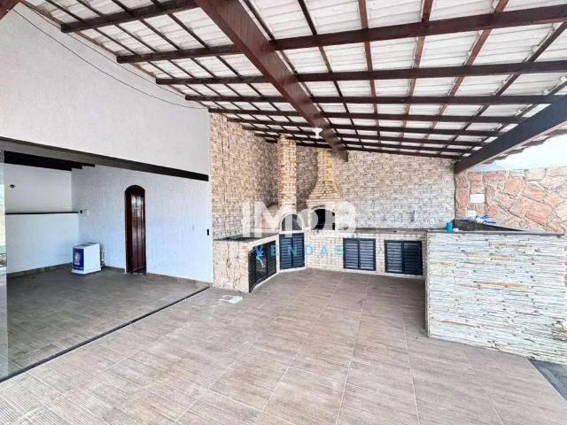 Casa / Sobrado para Locação em São Pedro da Aldeia/RJ Centro 6 Quartos