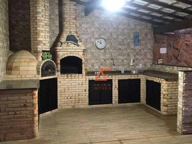Casa / Sobrado para Locação em São Pedro da Aldeia/RJ Centro 6 Quartos