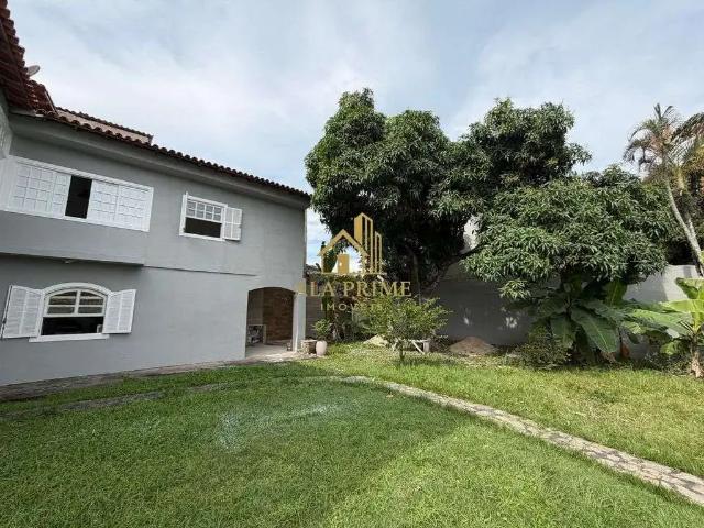 Casa / Sobrado para Locação em São Pedro da Aldeia/RJ Estação 4 Quartos