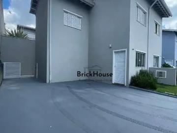 Casa / Sobrado para Locação em São Roque/SP Vila Santo Antônio 2 Quartos