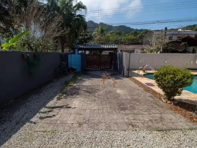 Casa / Sobrado para Locação em São Sebastião/SP Maresias 5 Quartos