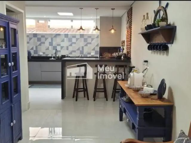 Casa / Sobrado para Locação em São Sebastião/SP Baleia 3 Quartos