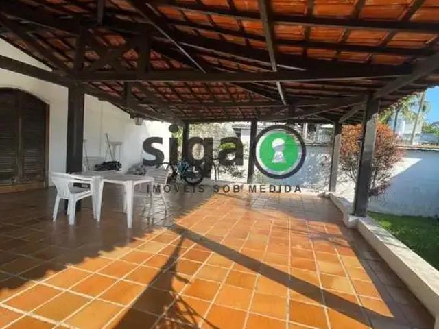 Casa / Sobrado para Locação em São Sebastião/SP Praia Deserta 3 Quartos