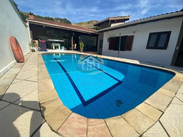 Casa / Sobrado para Locação em São Sebastião/SP São Francisco da Praia 6 Quartos
