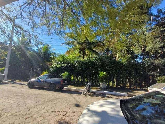 Casa / Sobrado para Locação em São Sebastião/SP Varadouro 3 Quartos