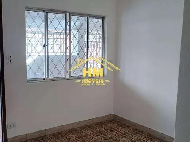 Casa / Sobrado para Locação em São Vicente/SP Vila Jockei Clube 2 Quartos