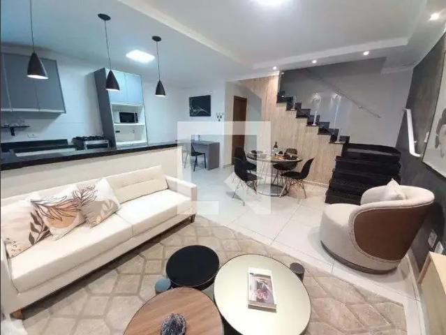 Casa / Sobrado para Locação em São Vicente/SP Vila São Jorge 2 Quartos