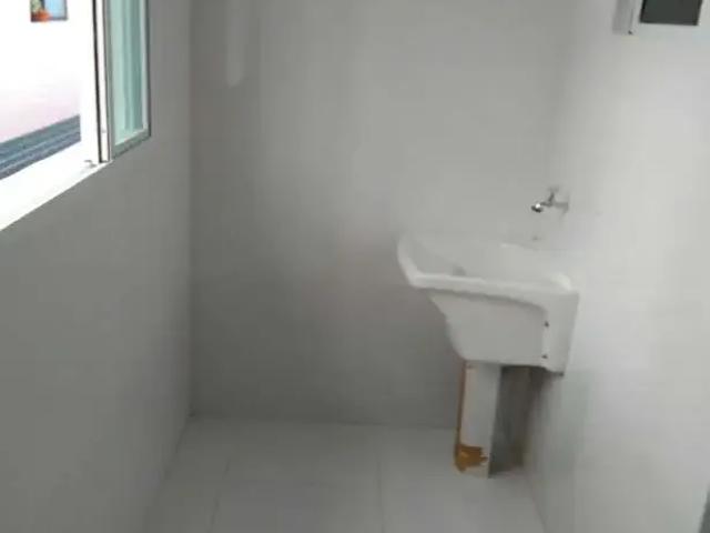 Casa / Sobrado para Locação em São Vicente/SP Vila Valença 3 Quartos