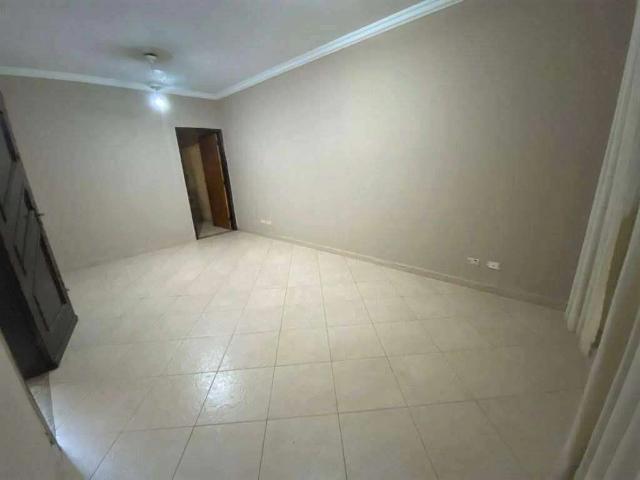 Casa / Sobrado para Locação em São Vicente/SP Vila Valença 3 Quartos