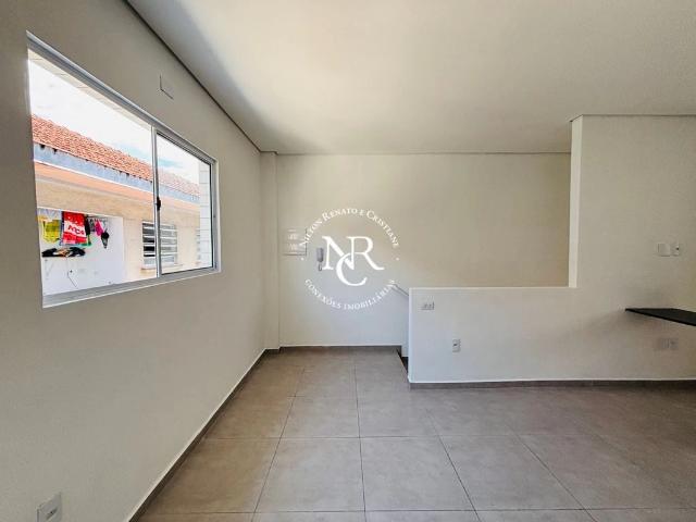 Casa / Sobrado para Locação em São Vicente/SP Vila Valença 2 Quartos