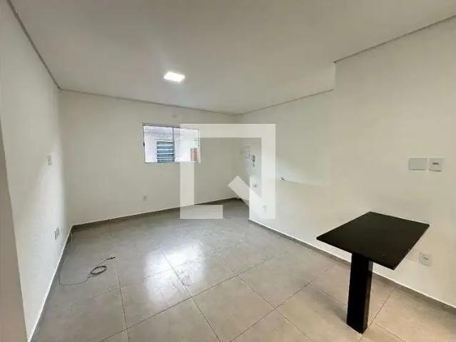 Casa / Sobrado para Locação em São Vicente/SP Vila Valença 2 Quartos
