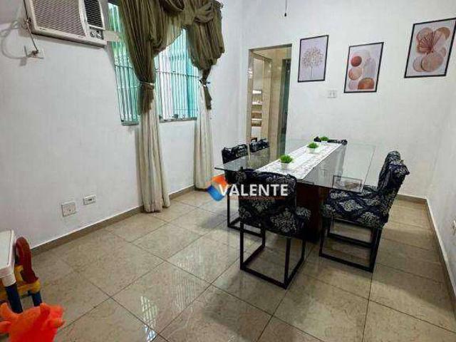 Casa / Sobrado para Locação em São Vicente/SP Centro 2 Quartos