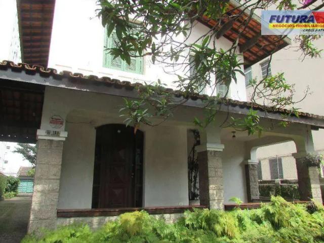 Casa / Sobrado para Locação em São Vicente/SP Itararé 5 Quartos