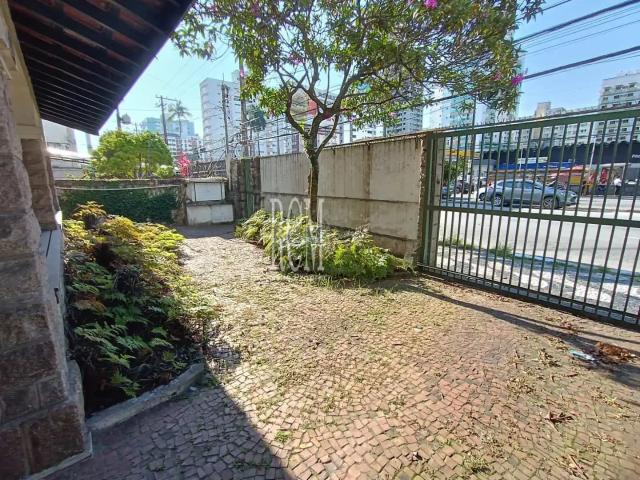 Casa / Sobrado para Locação em São Vicente/SP Itararé 6 Quartos