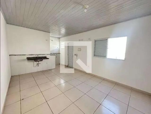 Casa / Sobrado para Locação em São Vicente/SP Parque São Vicente 1 Quartos