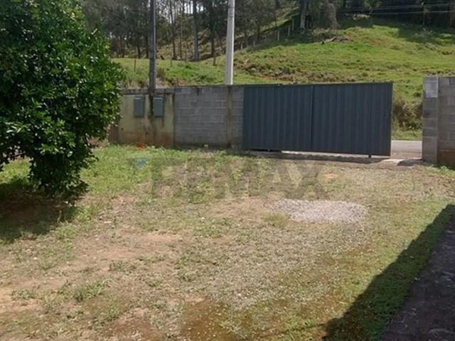 Casa / Sobrado para Locação em Socorro/SP Bairro dos Nogueiras 2 Quartos