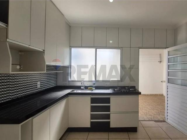 Casa / Sobrado para Locação em Socorro/SP Centro 2 Quartos