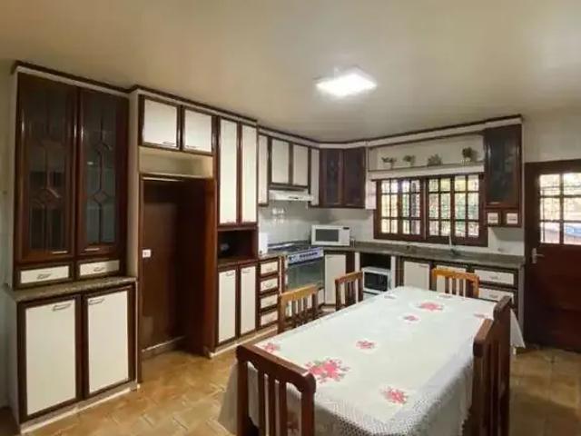 Casa / Sobrado para Locação em Sombrio/SC Centro 2 Quartos