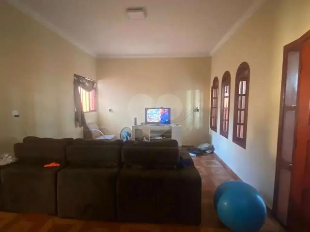 Casa / Sobrado para Locação em Sorocaba/SP Vila Espírito Santo 5 Quartos