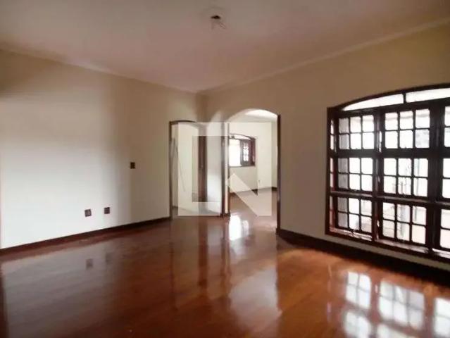 Casa / Sobrado para Locação em Sorocaba/SP Vila Jardini 3 Quartos
