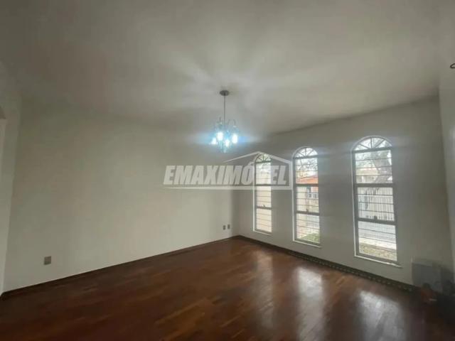 Casa / Sobrado para Locação em Sorocaba/SP Vila Trujillo 4 Quartos