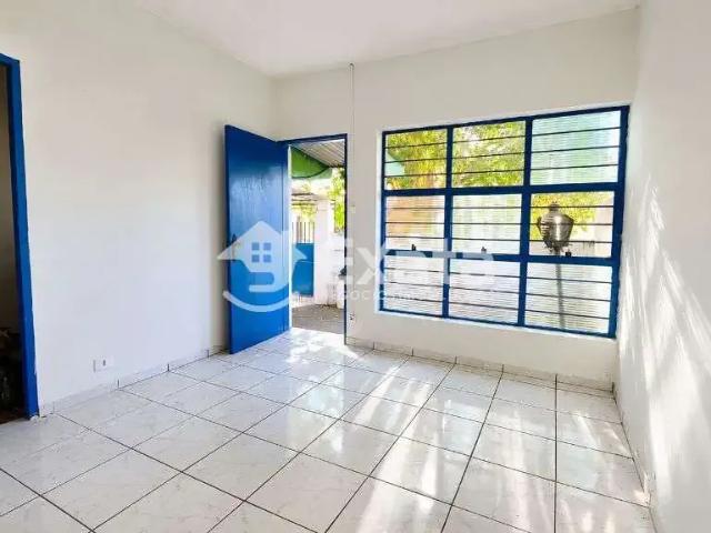 Casa / Sobrado para Locação em Sorocaba/SP Além Ponte 2 Quartos