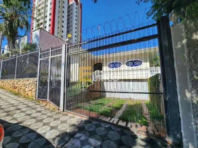 Casa / Sobrado para Locação em Sorocaba/SP Centro 5 Quartos