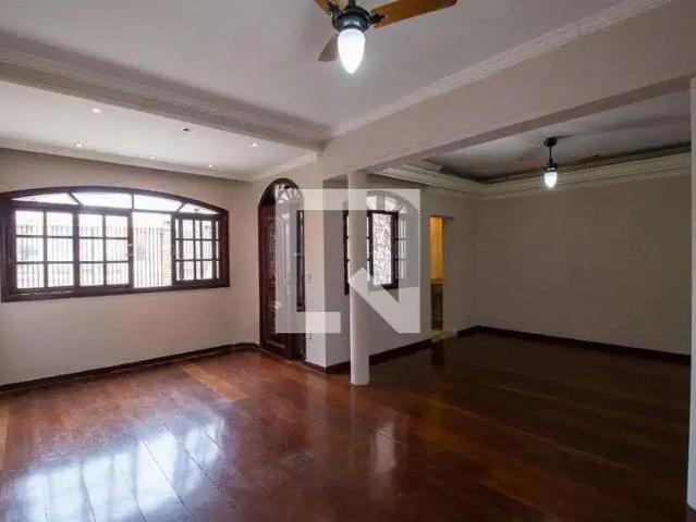 Casa / Sobrado para Locação em Sorocaba/SP Central Parque Sorocaba 3 Quartos