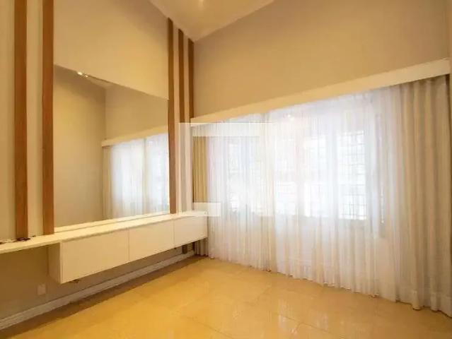 Casa / Sobrado para Locação em Sorocaba/SP Jardim América 4 Quartos