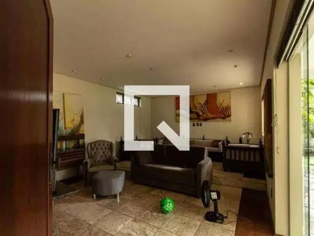 Casa / Sobrado para Locação em Sorocaba/SP Jardim América 6 Quartos