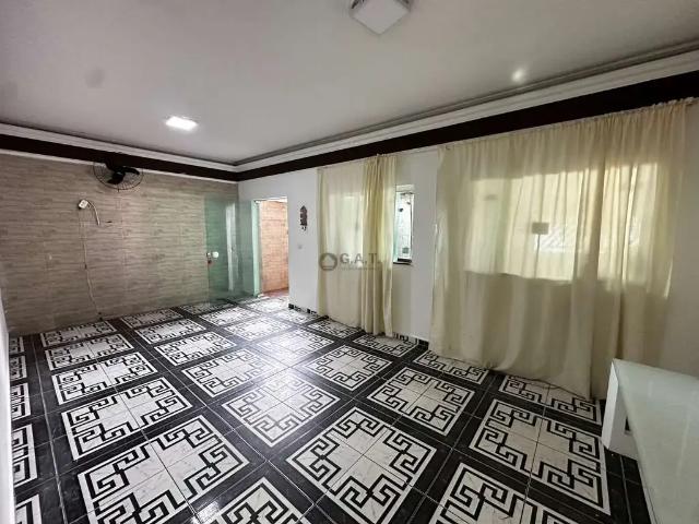 Casa / Sobrado para Locação em Sorocaba/SP Jardim Betânia 4 Quartos