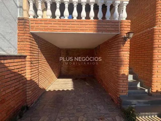 Casa / Sobrado para Locação em Sorocaba/SP Jardim Emília 3 Quartos
