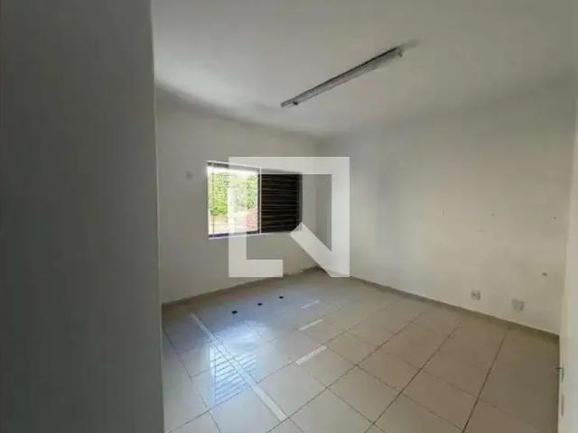 Casa / Sobrado para Locação em Sorocaba/SP Jardim Faculdade 9 Quartos