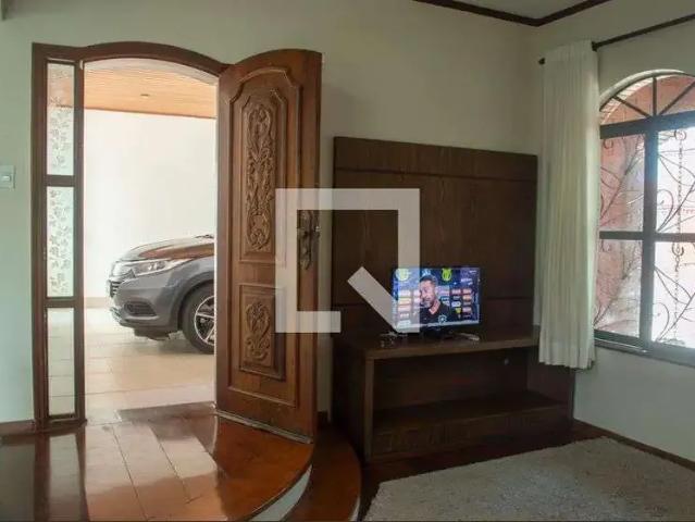 Casa / Sobrado para Locação em Sorocaba/SP Jardim Maria do Carmo 3 Quartos