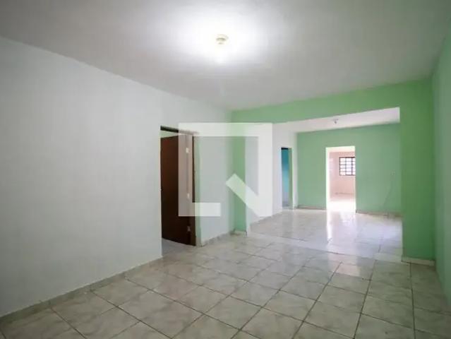 Casa / Sobrado para Locação em Sorocaba/SP Jardim Maria do Carmo 5 Quartos