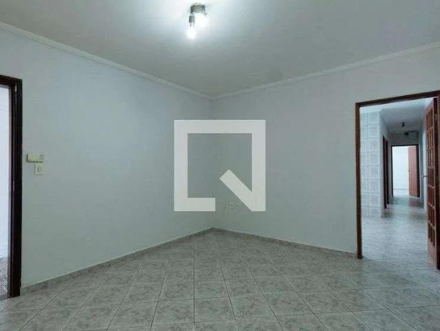 Casa / Sobrado para Locação em Sorocaba/SP Jardim São Paulo 2 Quartos