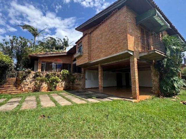 Casa / Sobrado para Locação em Sorocaba/SP Jardim Santa Rosália 4 Quartos